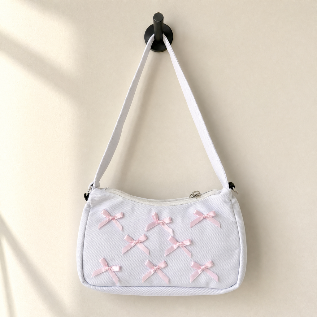 Pink Ribbon Baget Çanta — askıda tam boy