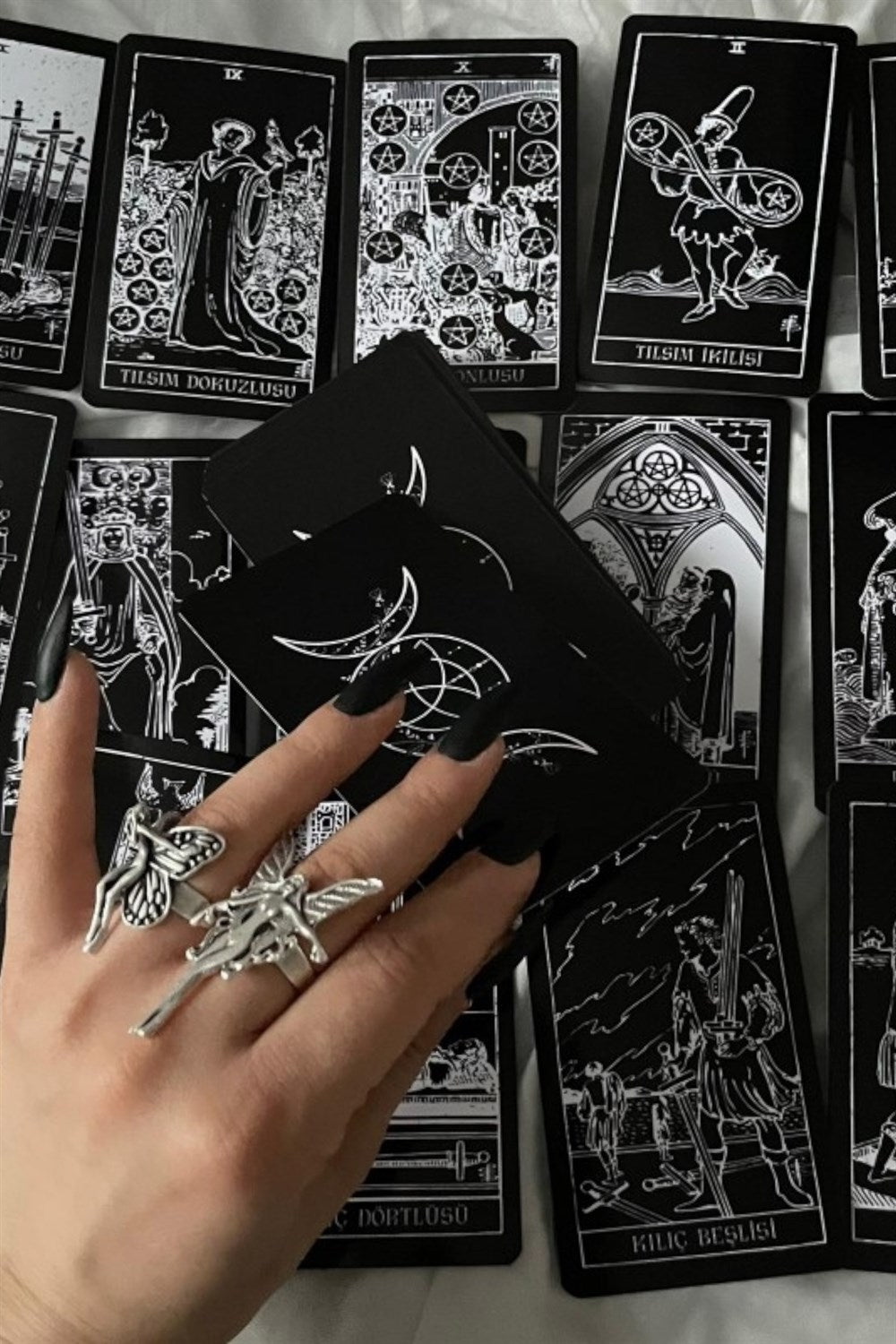 78 Kartlı Black & White Tarot Destesi