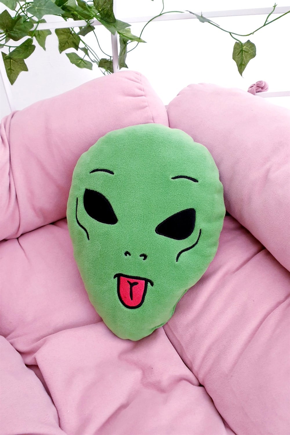 Alien Face Yastık