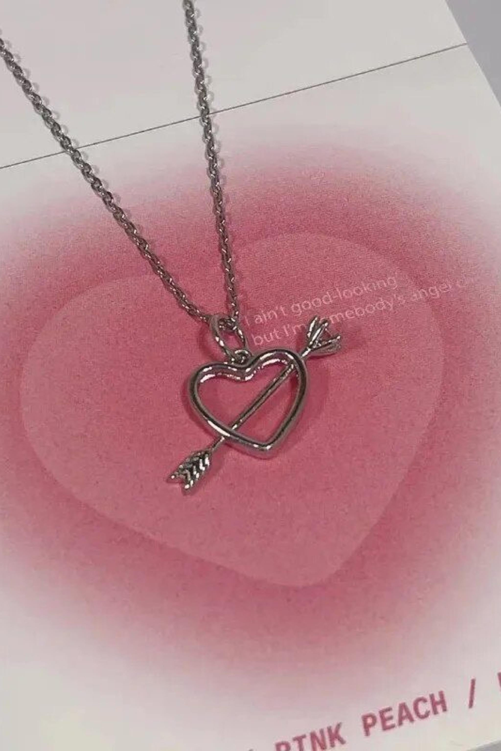 Arrow Heart Kolye