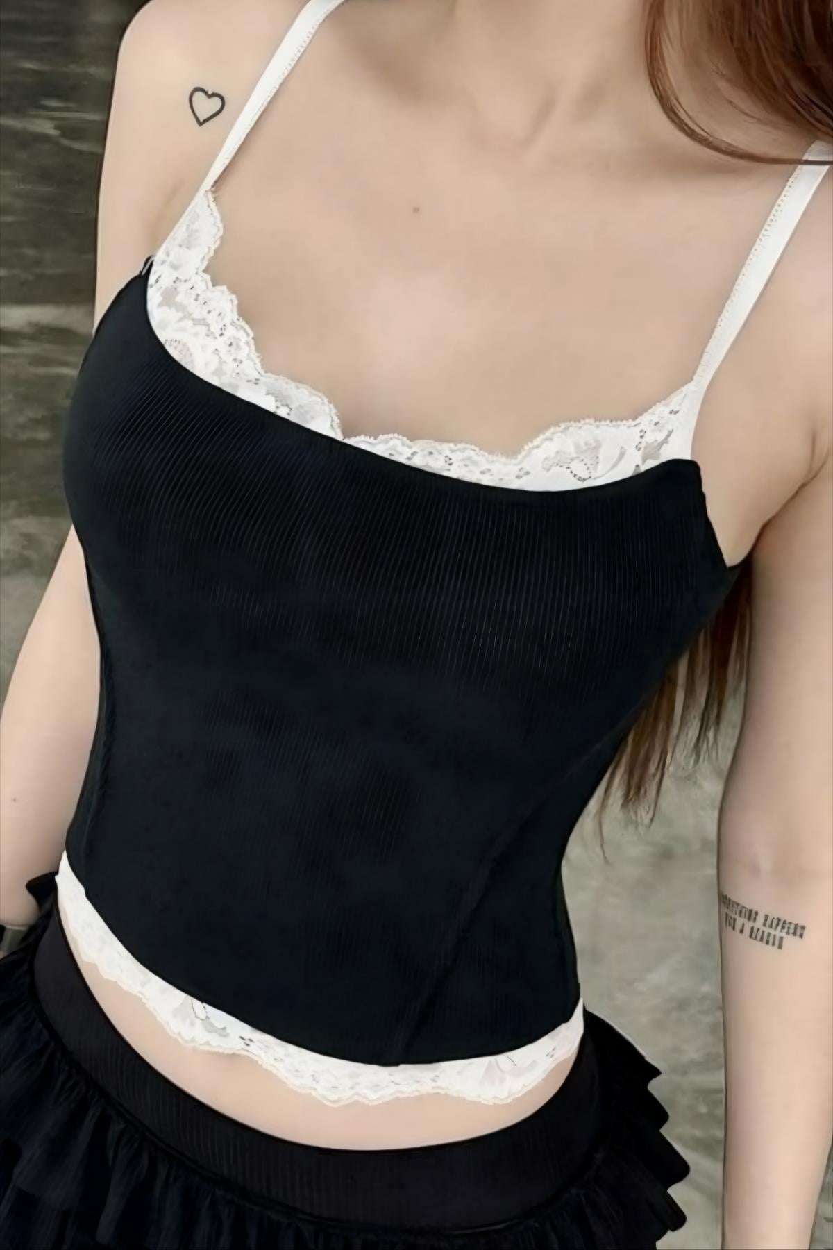 Black Dantel Detail Beyaz İnce Askılı Bluz