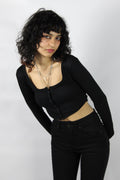 Black Düğmeli Crop