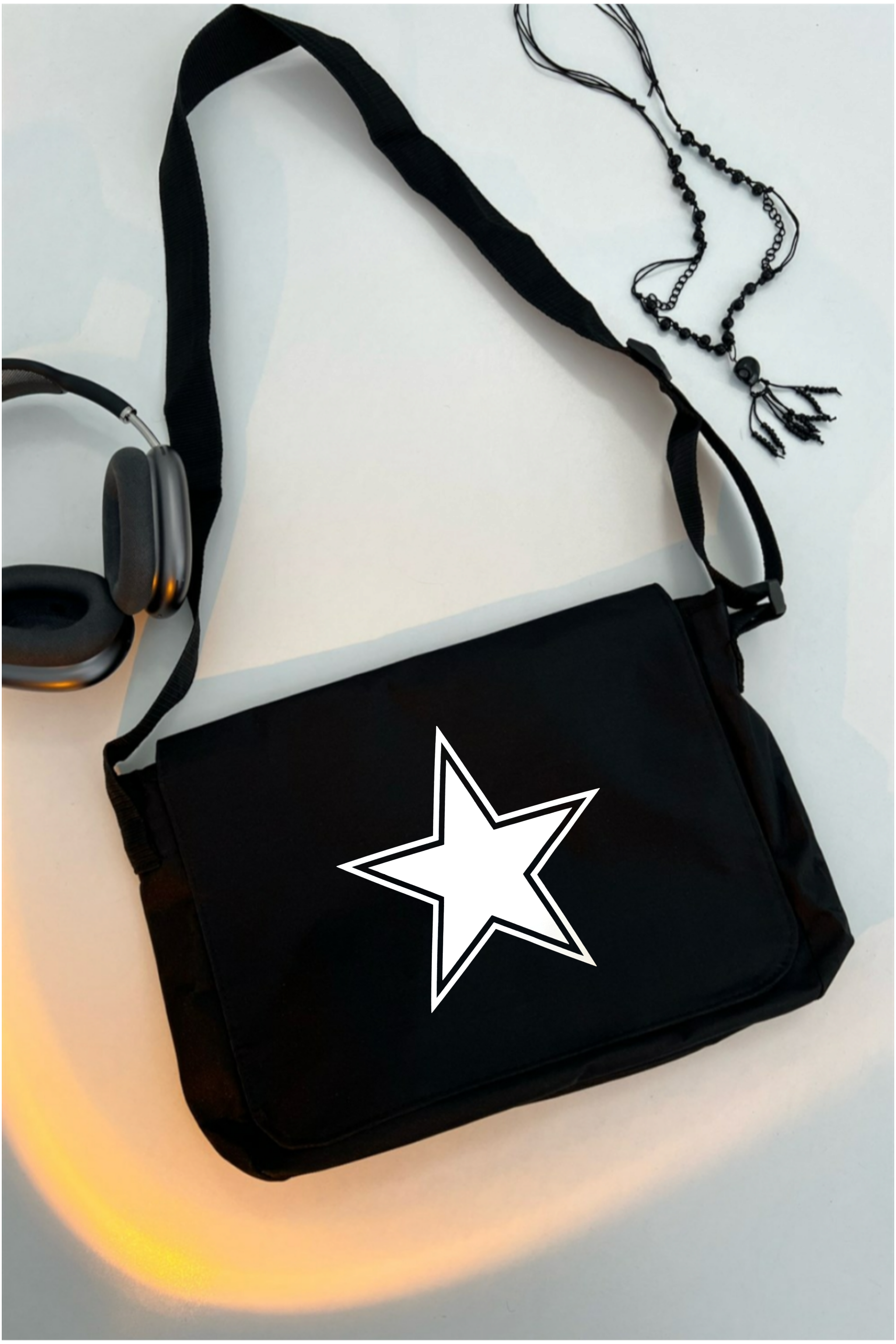 Black Nested Star Postacı Çantası