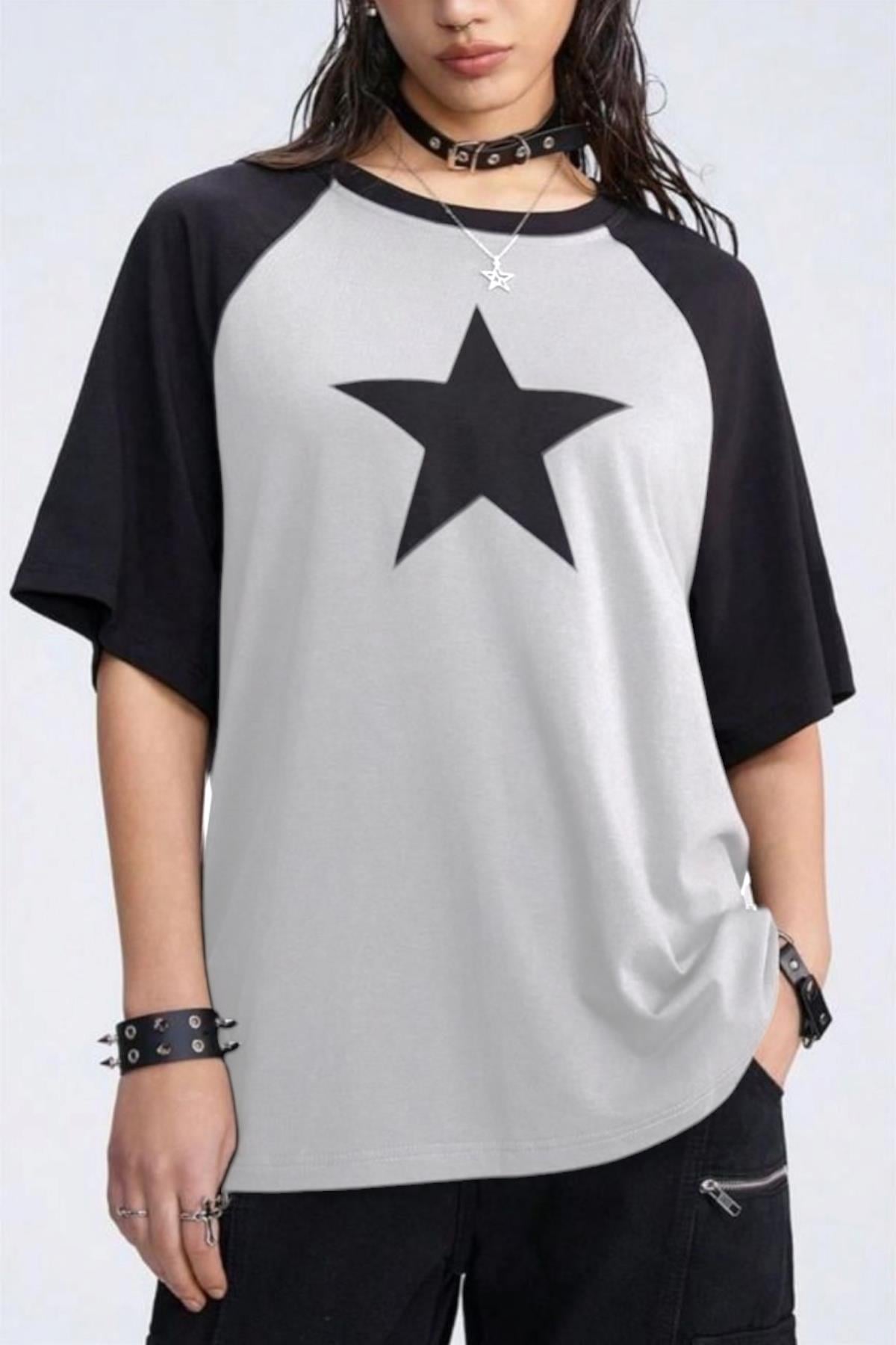 Black Star Reglan Oversize T-shirt