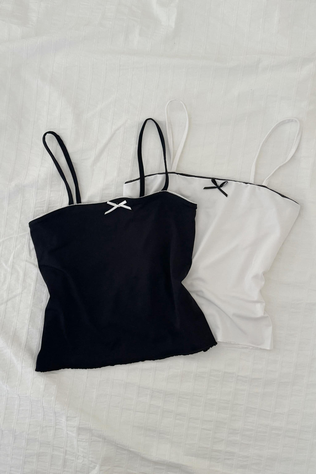 Black Tiny Ribbon Bluz