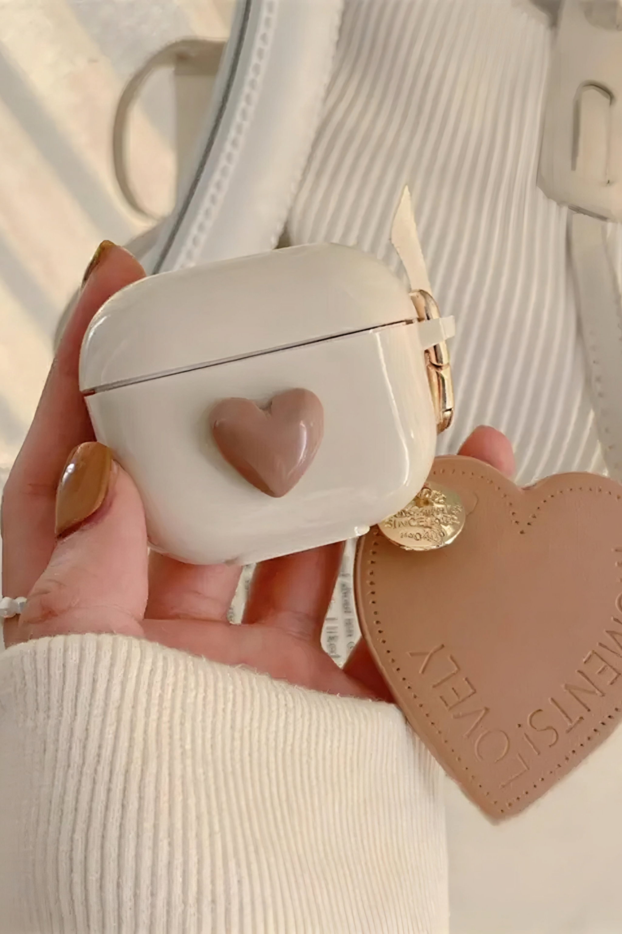 Brown Heart Airpods Kılıfı