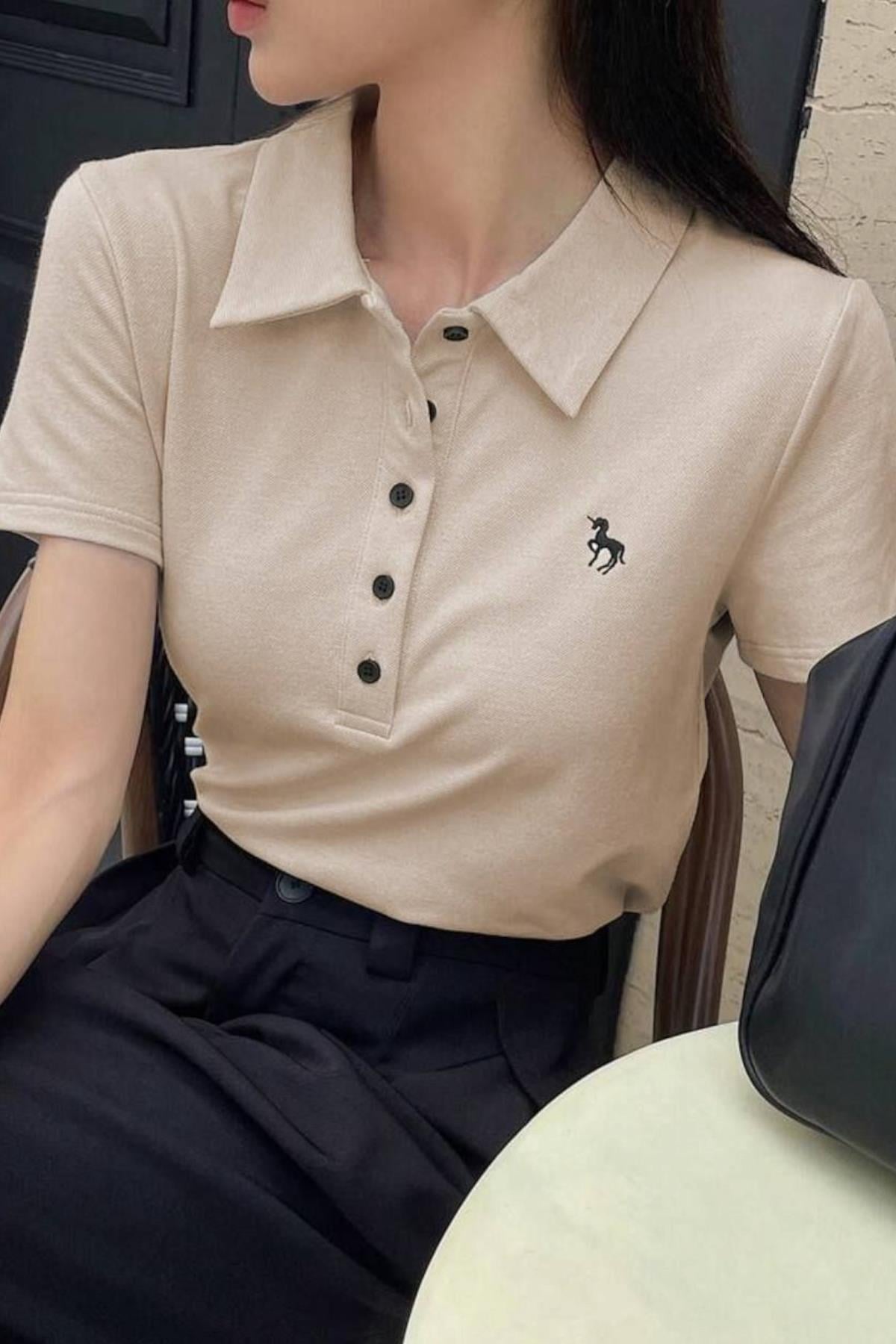 Cream Unicorn Polo Yaka T-shirt