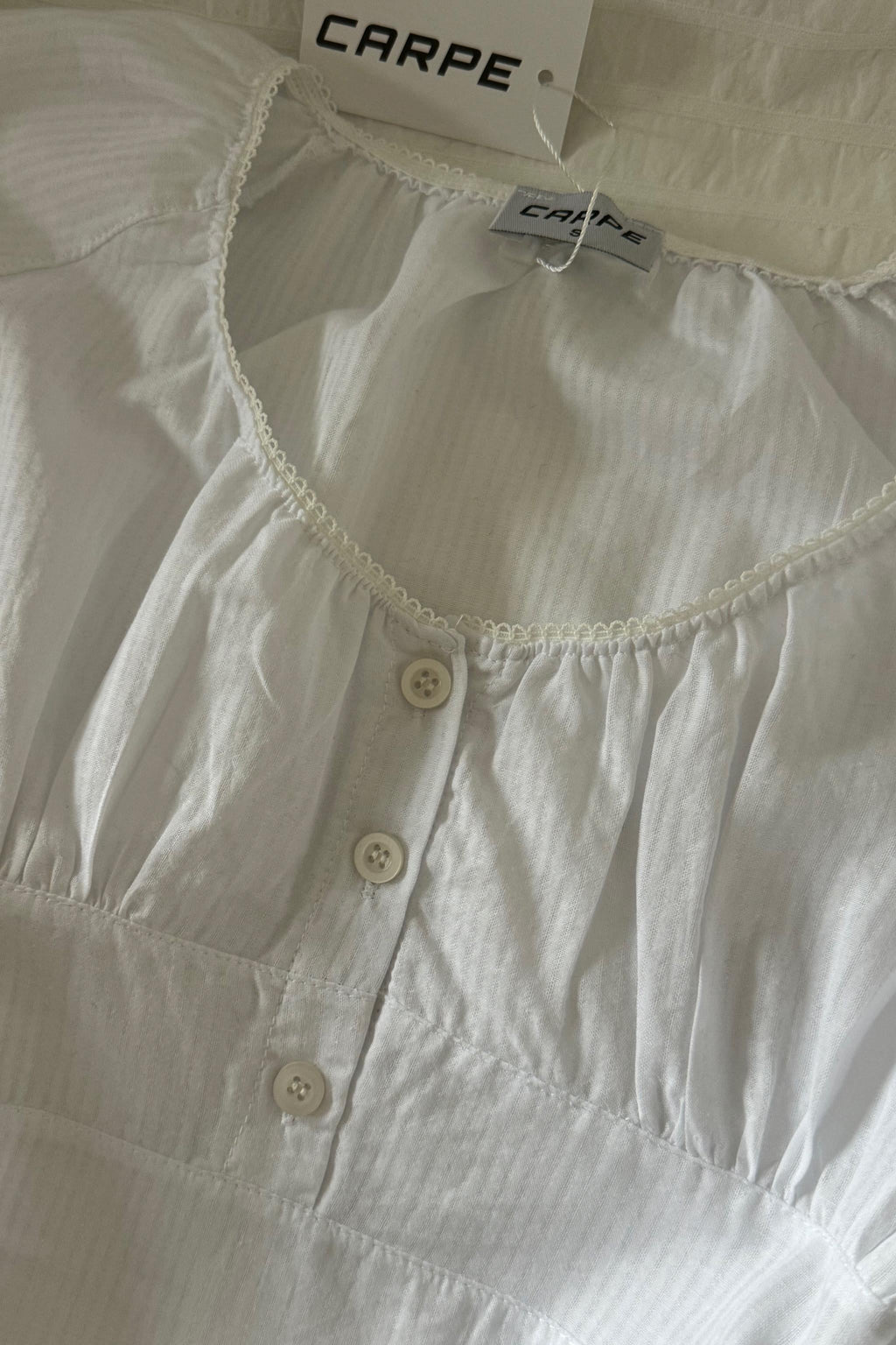 Fırfır Detaylı Crop T-shirt