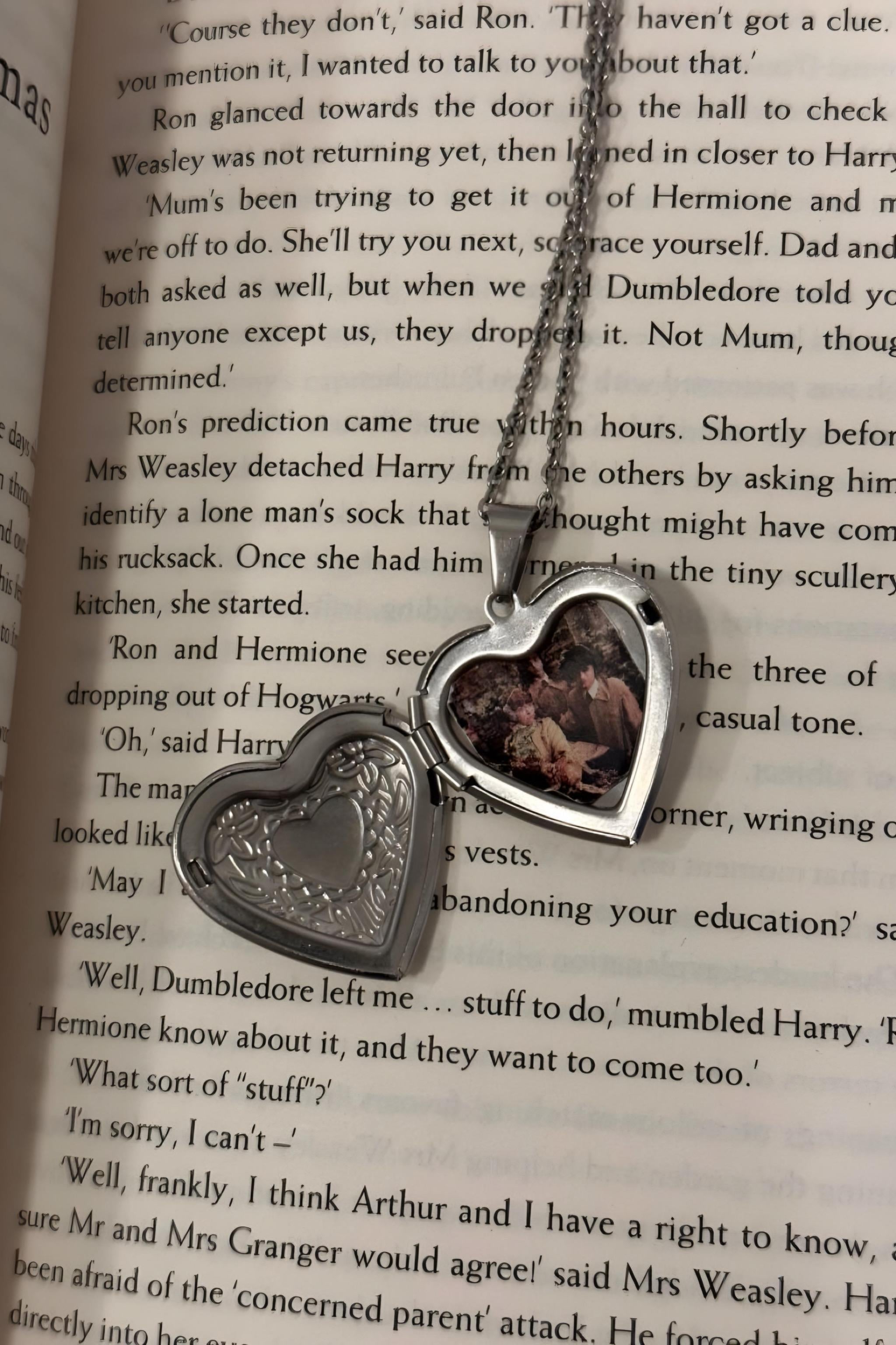Grey Kapaklı Heart Kolye