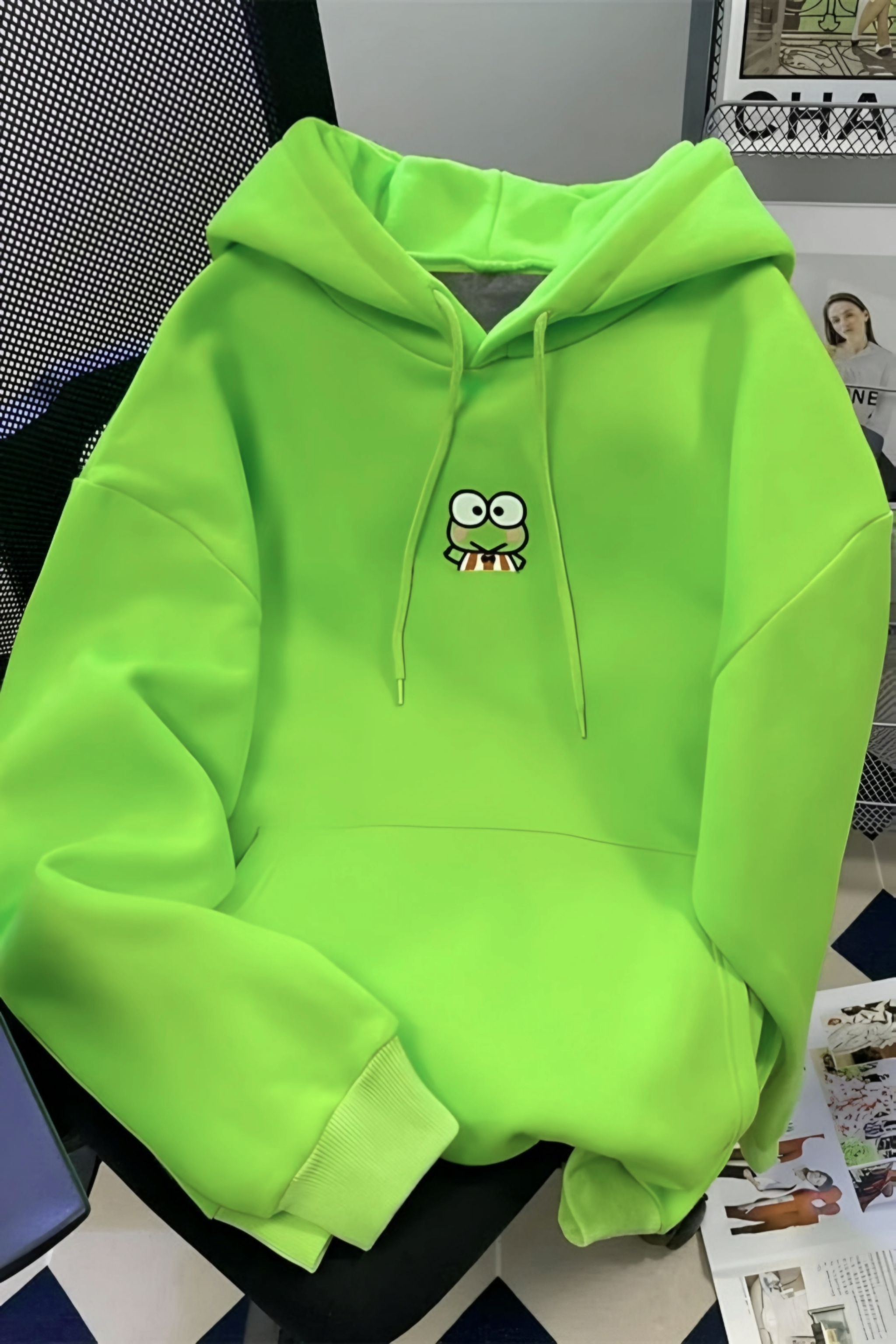 Keroppi Face Unisex Sweatshirt