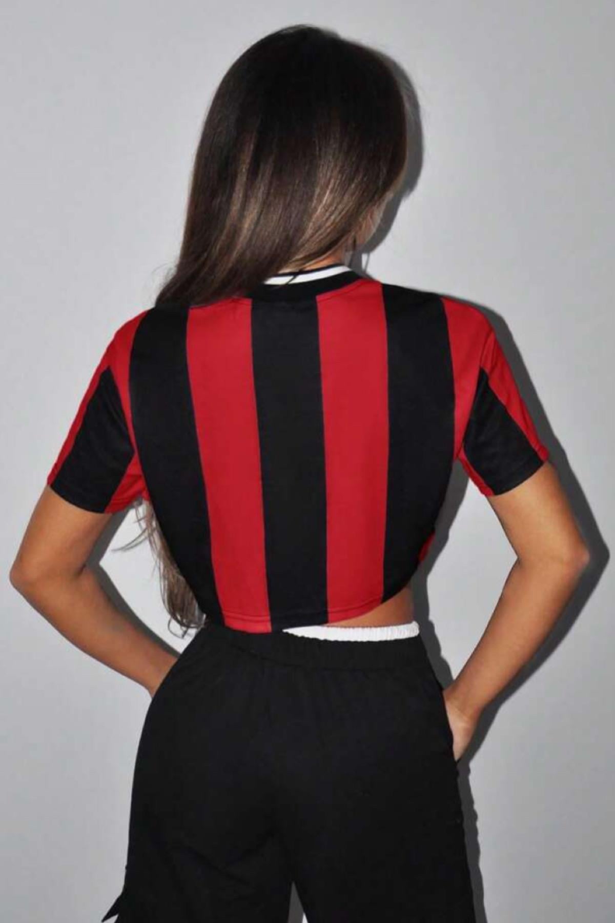 Kırmızı Siyah Victory Crop T-shirt