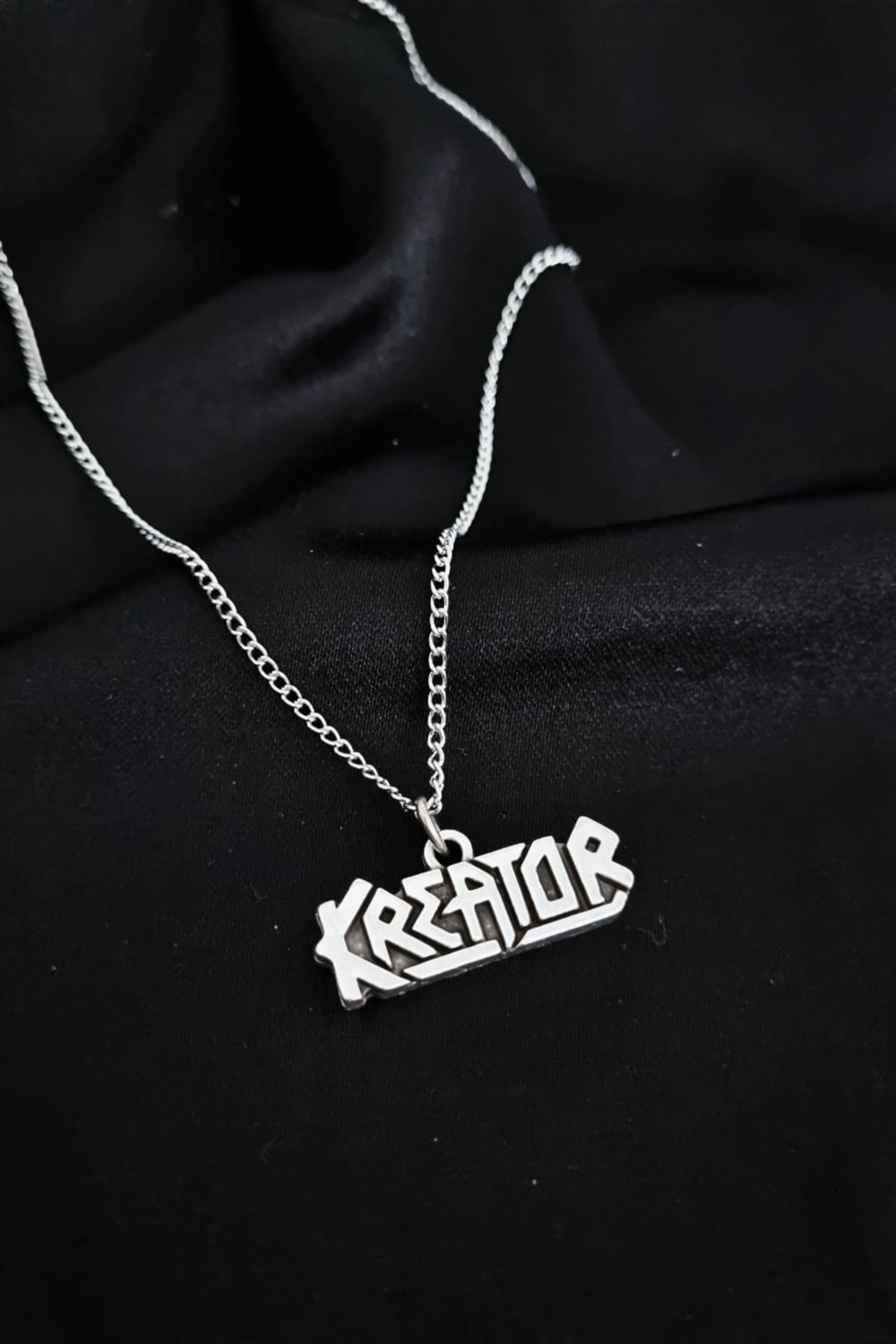 Kreator Kolye