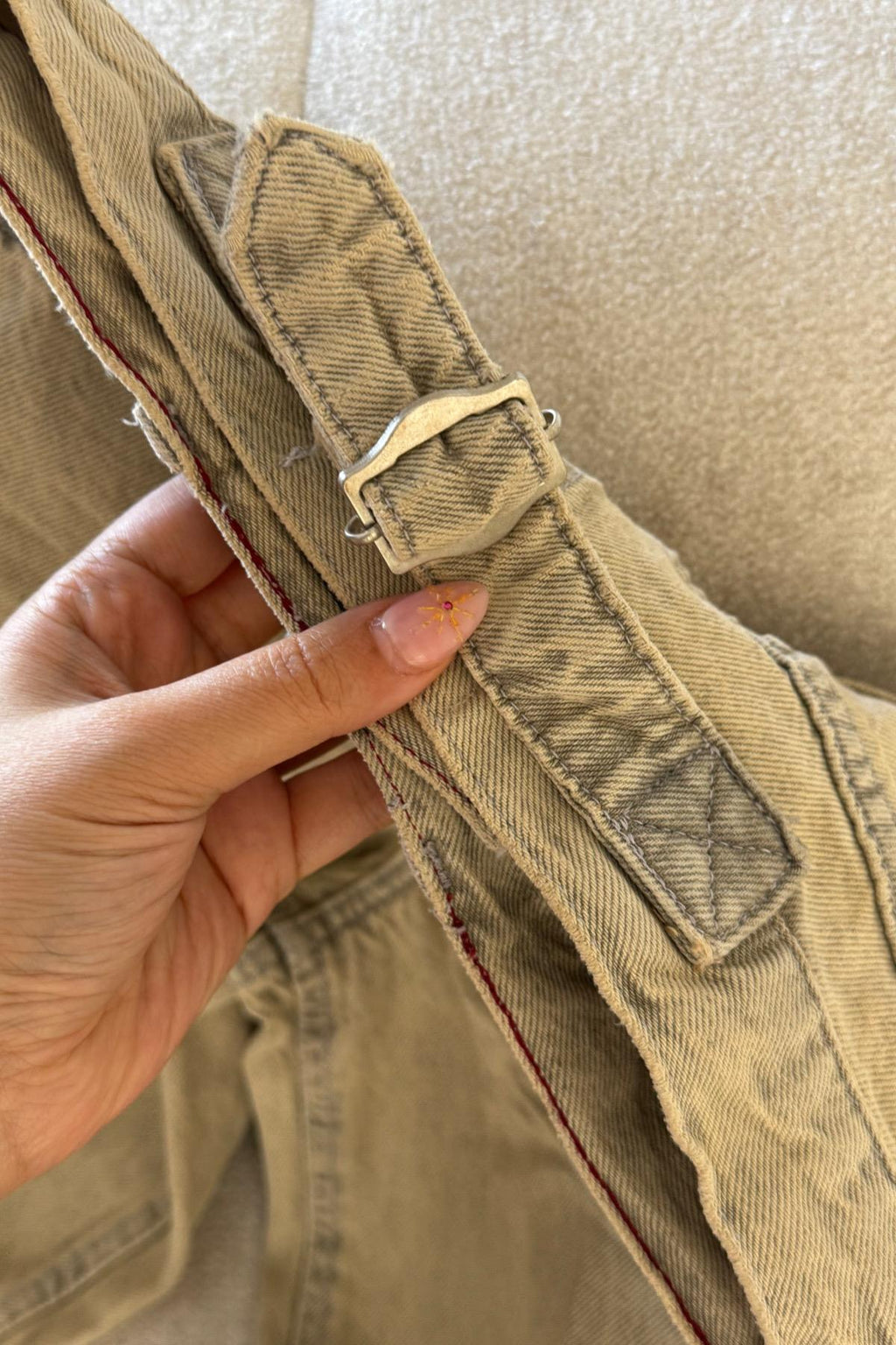 Krem Beli Tokalı Jean