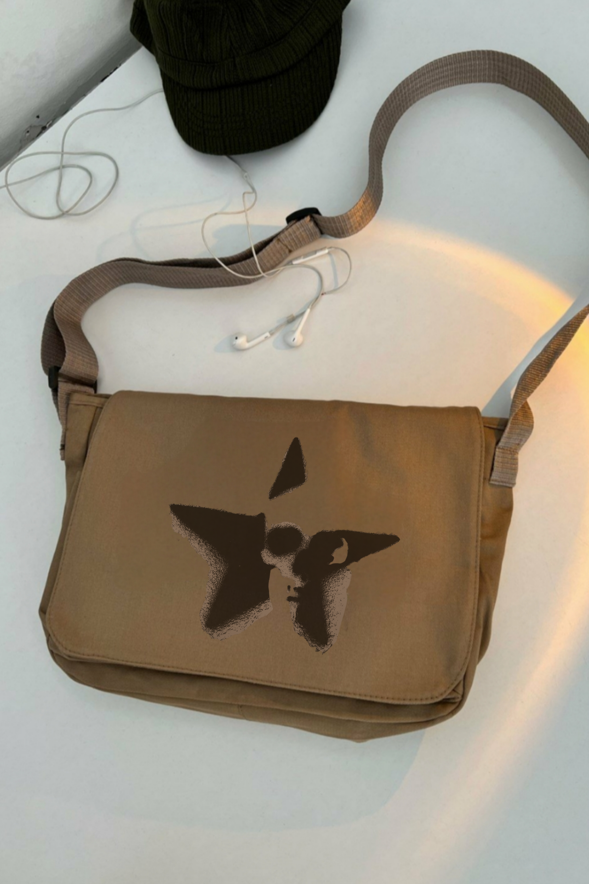 Krem Skull Star Postacı Çantası