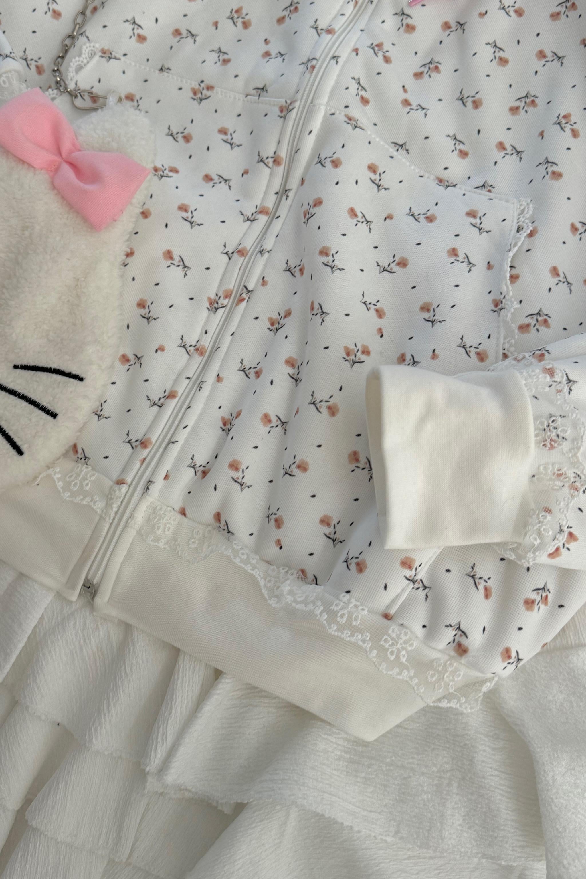 Lace Cat Detail Hırka
