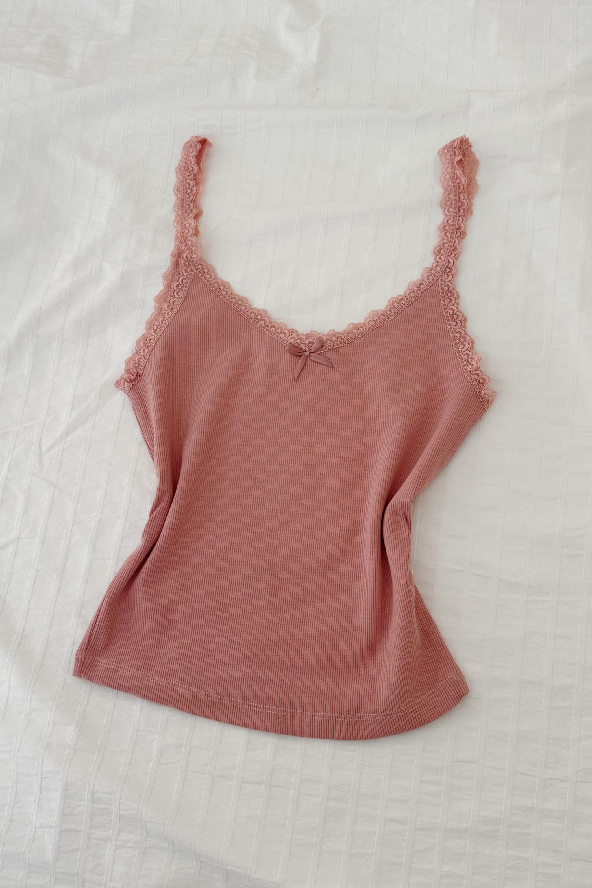 Pembe Dantelli Askılı Bluz