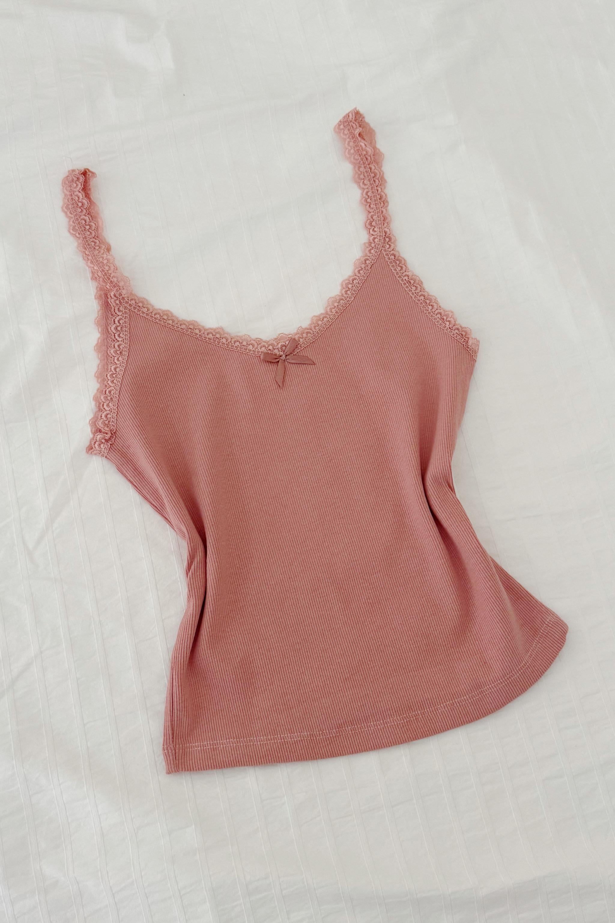 Pembe Dantelli Askılı Bluz