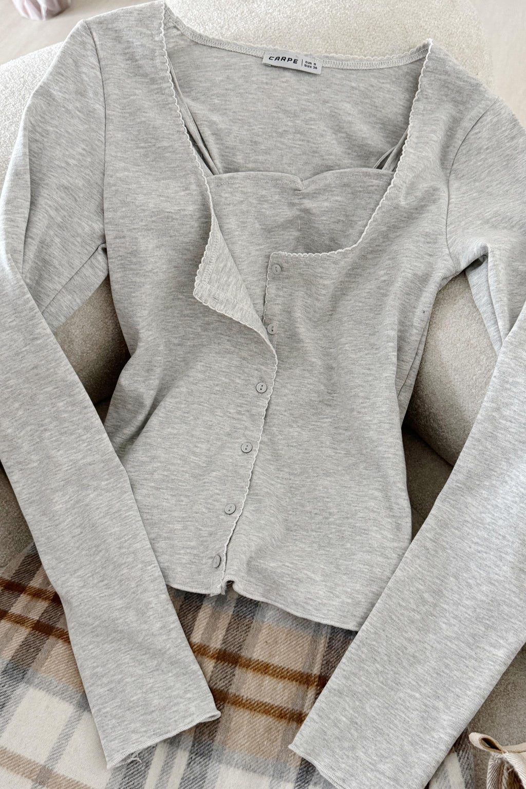 Processing Detail Grey Bluz