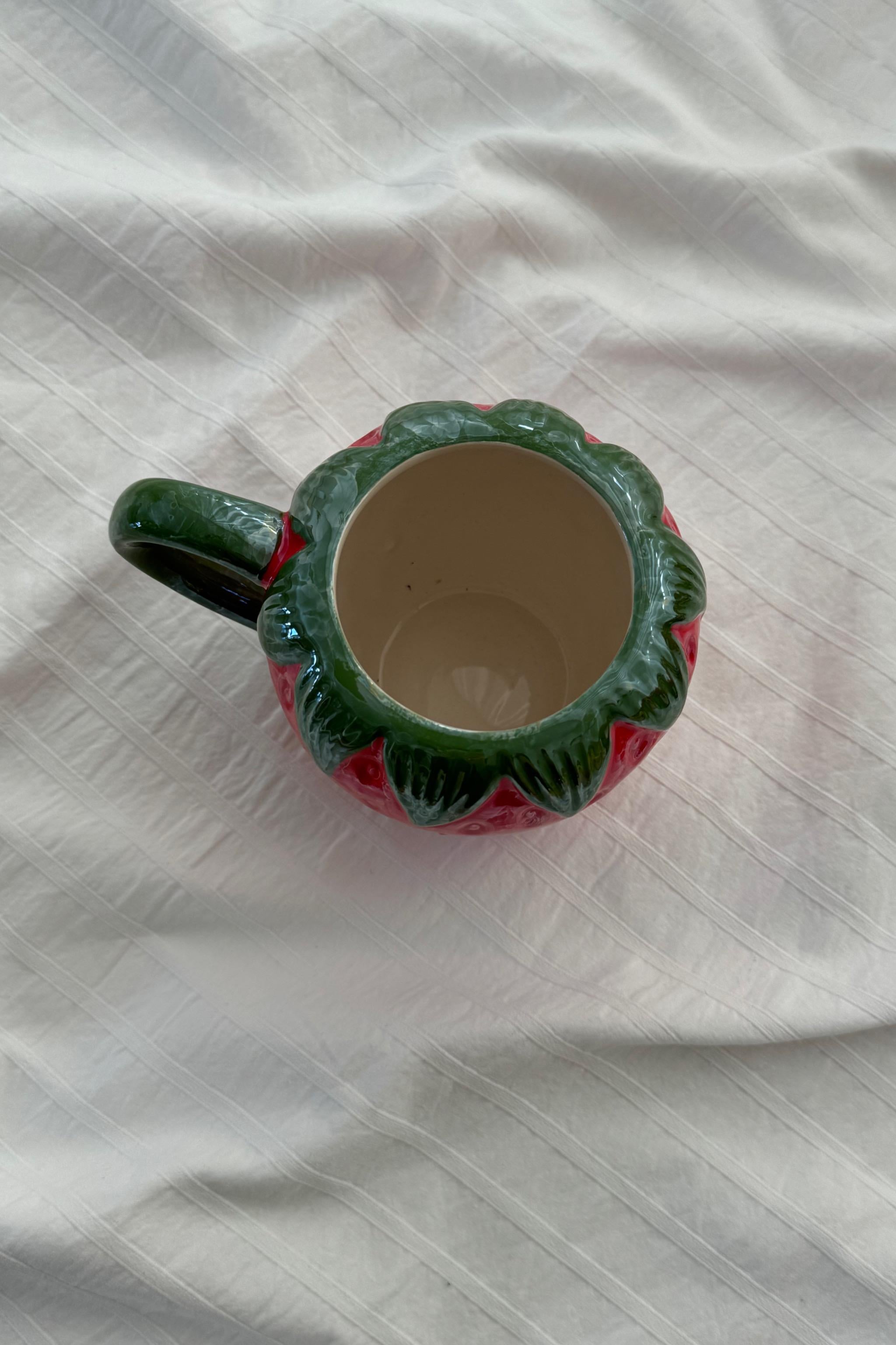 Red Strawberry Kupa