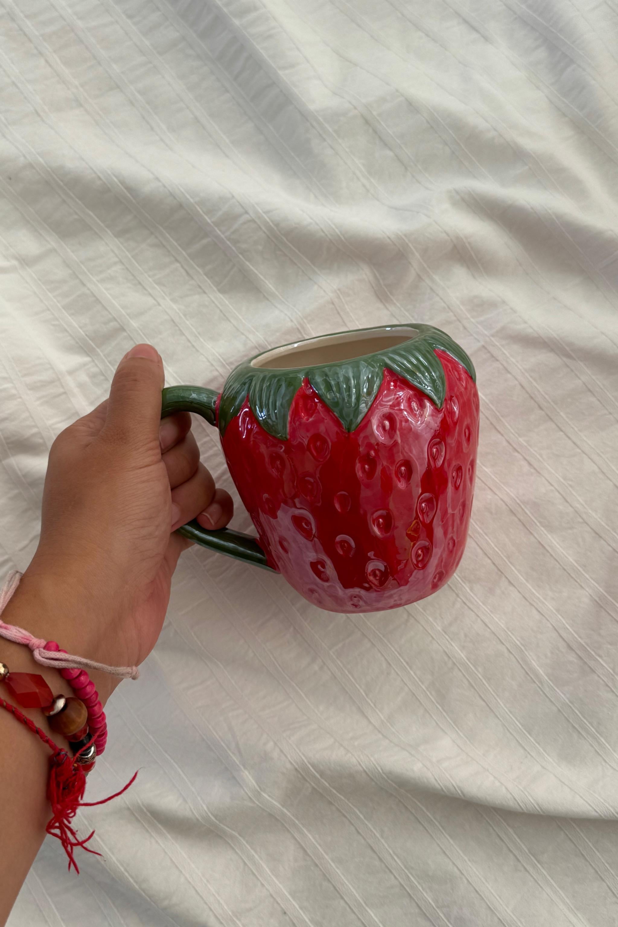 Red Strawberry Kupa