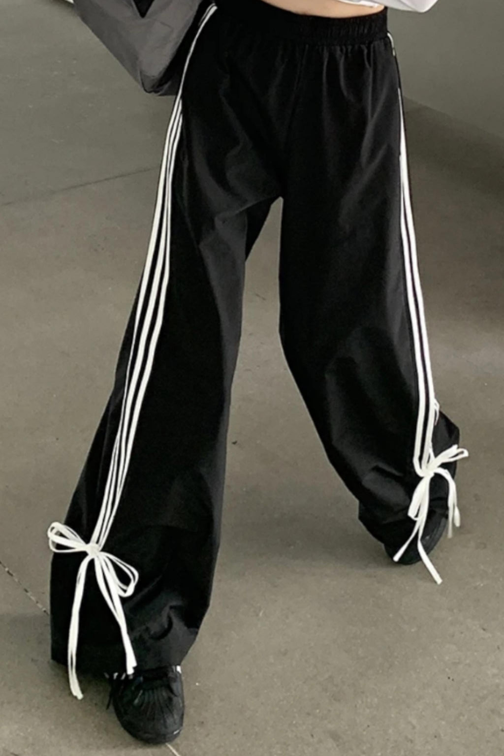 Ribbon Laced Black Eşofman