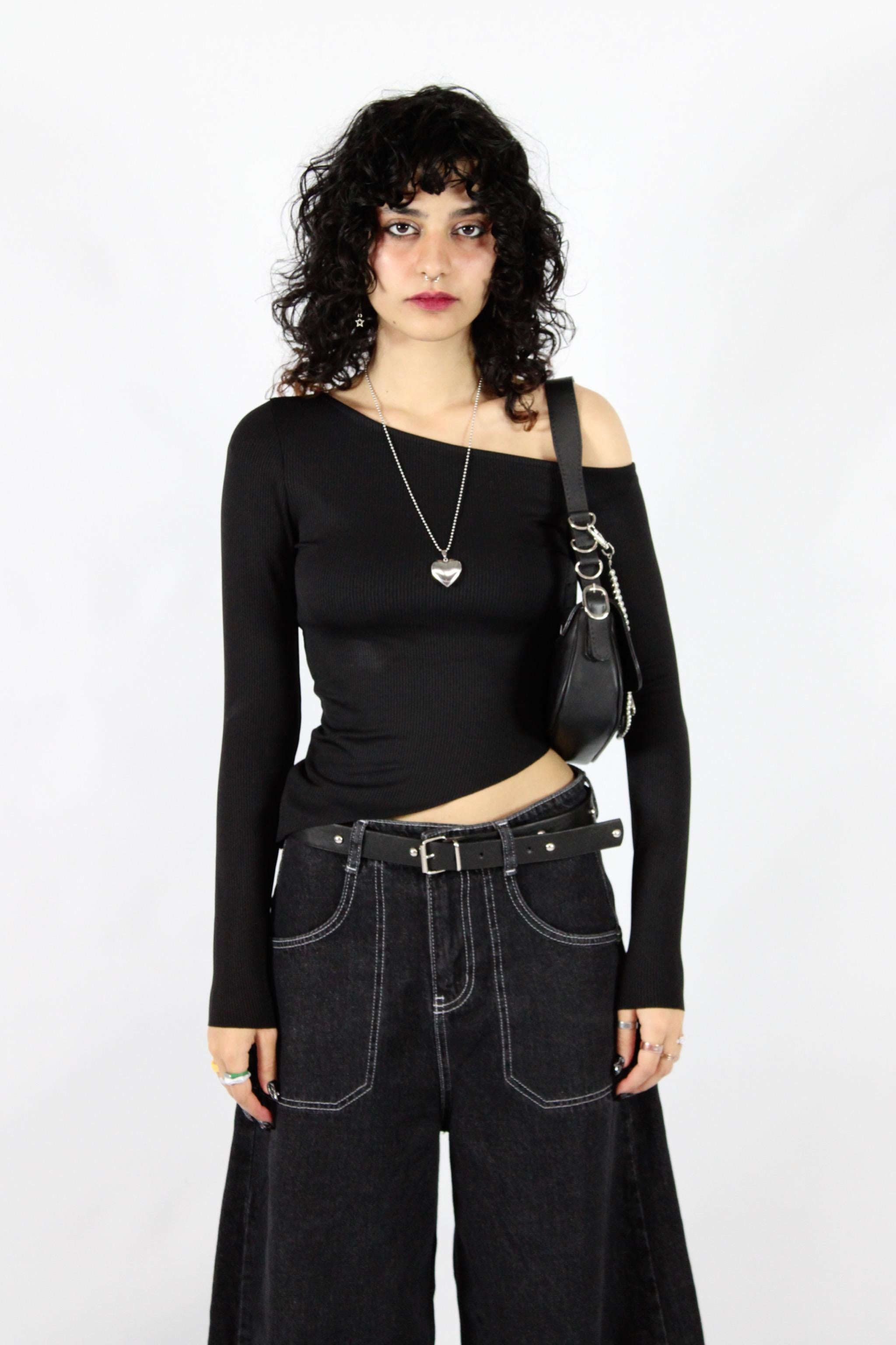 Shoulder Low Bluz