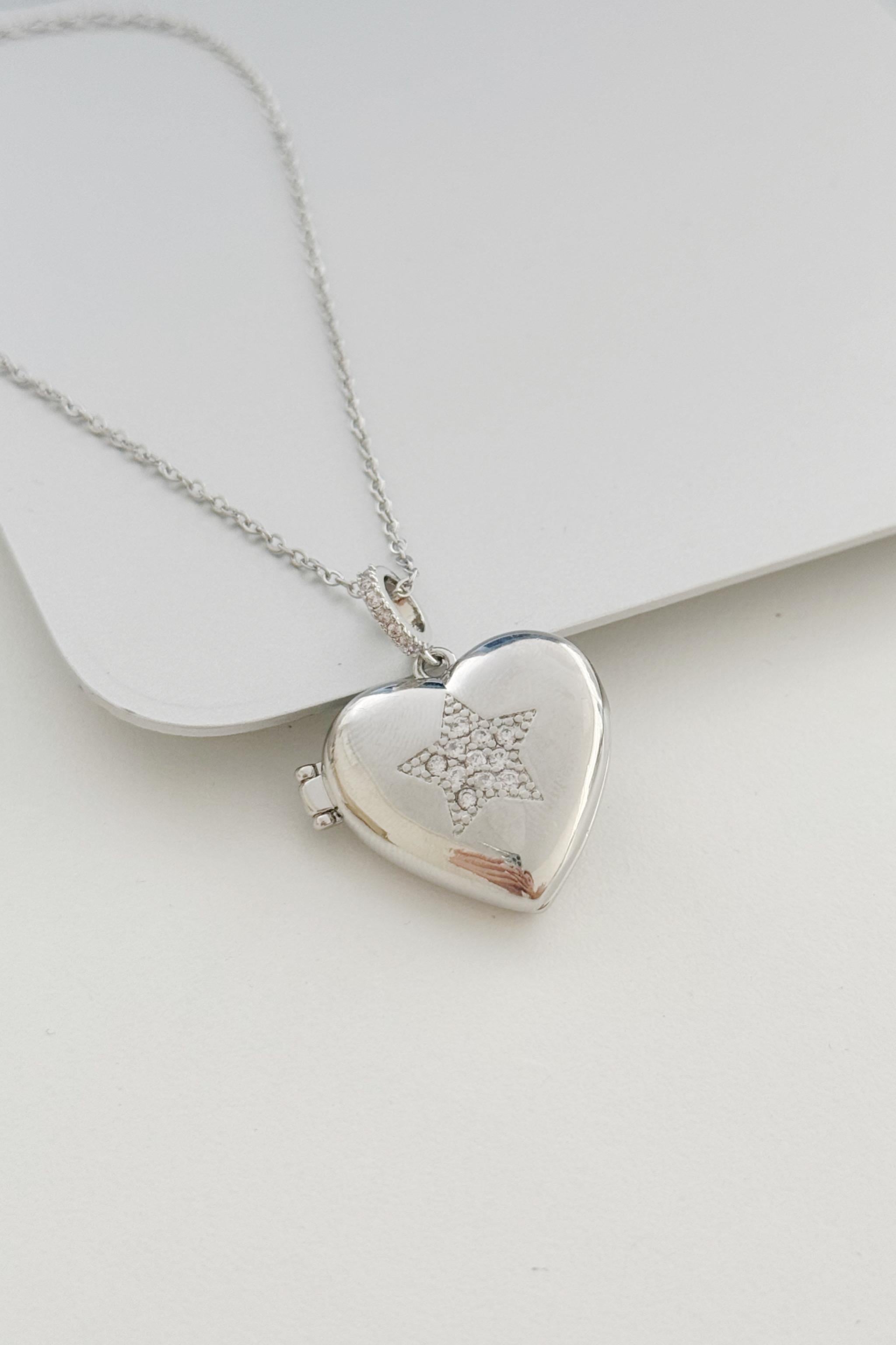 Silver Kapaklı Heart Kolye