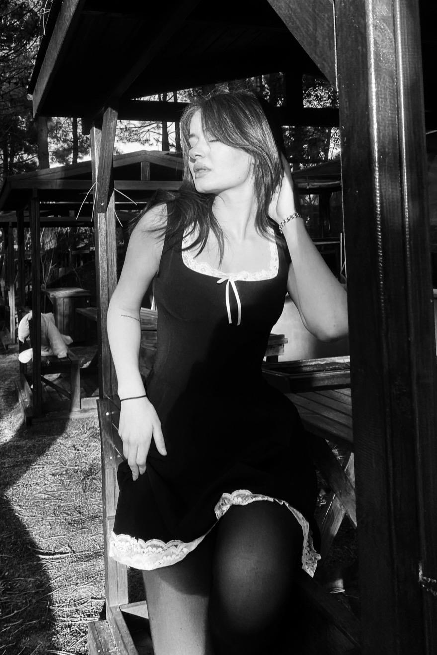 Siyah Dantelli Kurdeleli Lolita Elbise