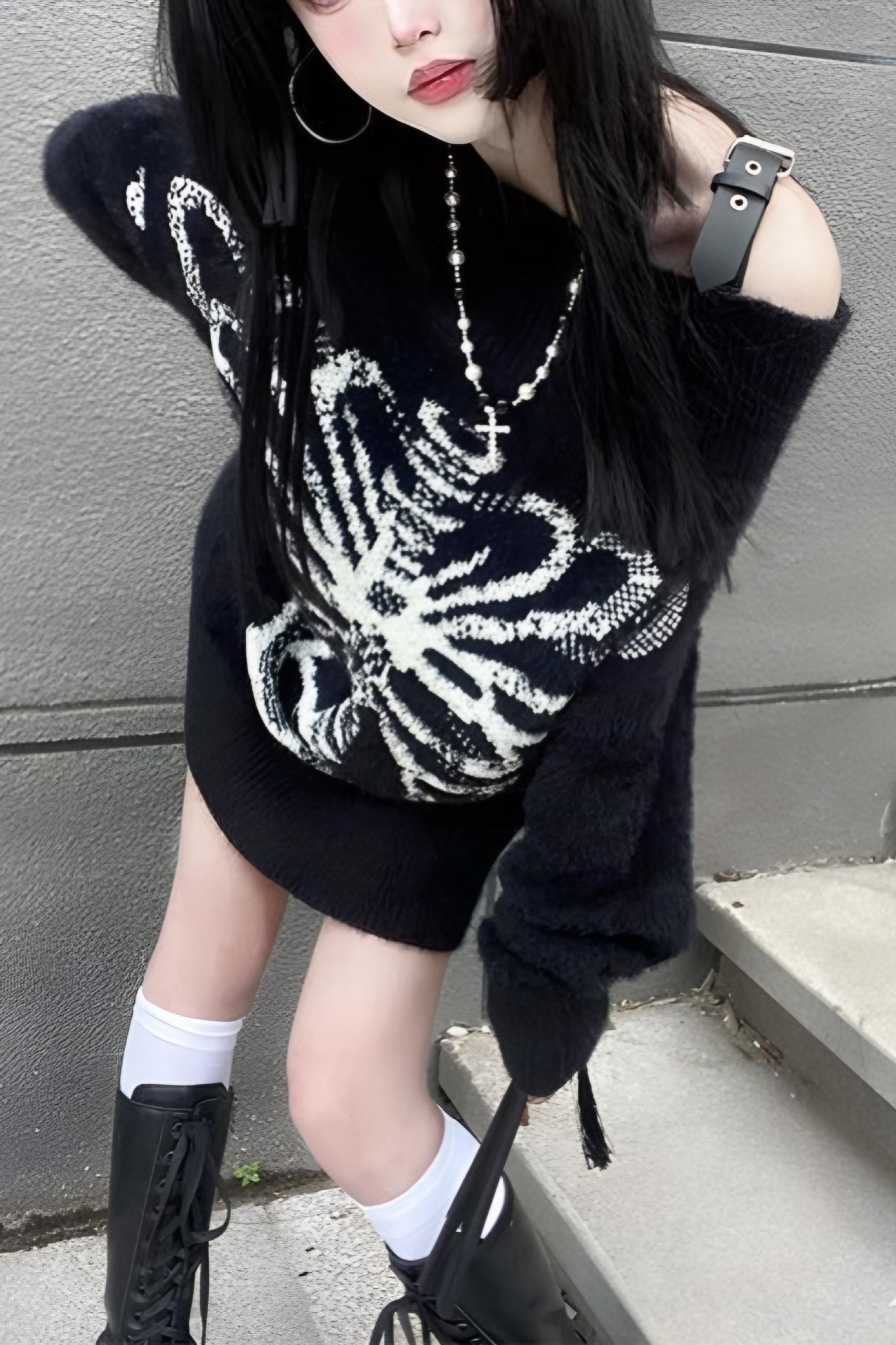Skeleton Belt Detail Oversize Kazak