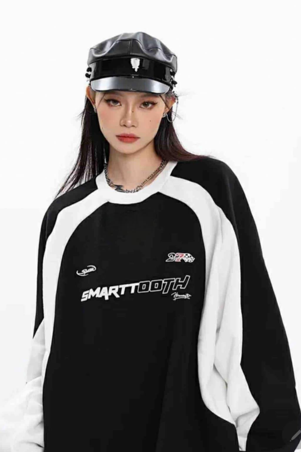 Smarttooth Oversize  Sweatshirt
