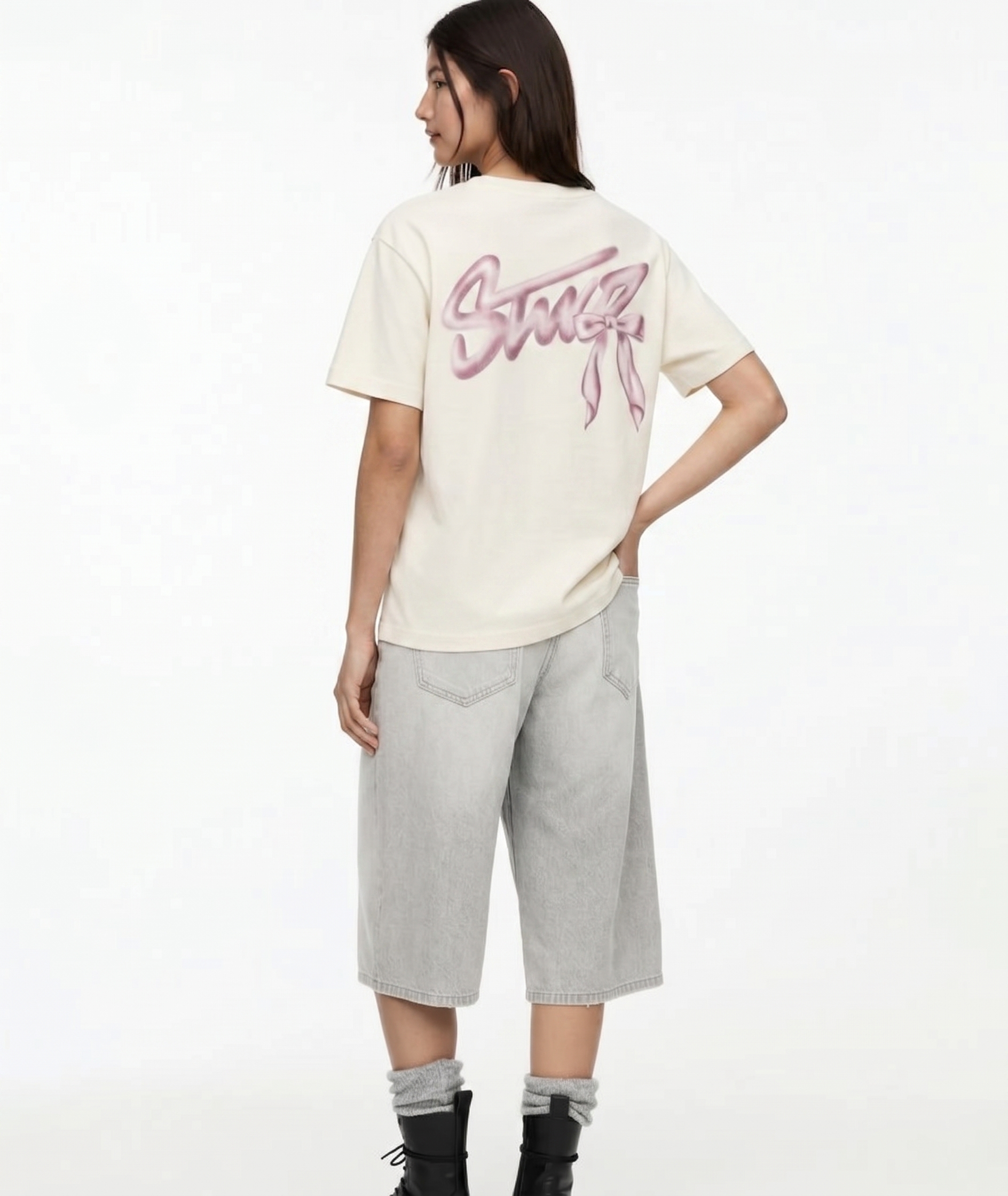 White Sırt Pink Fiyonklu Oversize T-shirt