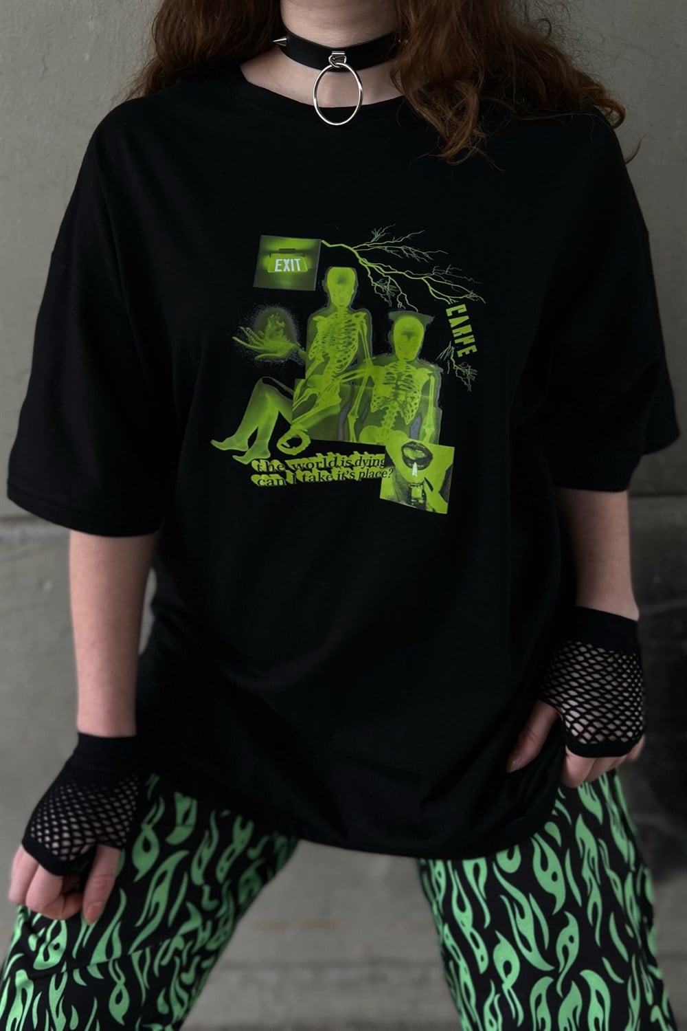 World is Dying Oversize T-shirt