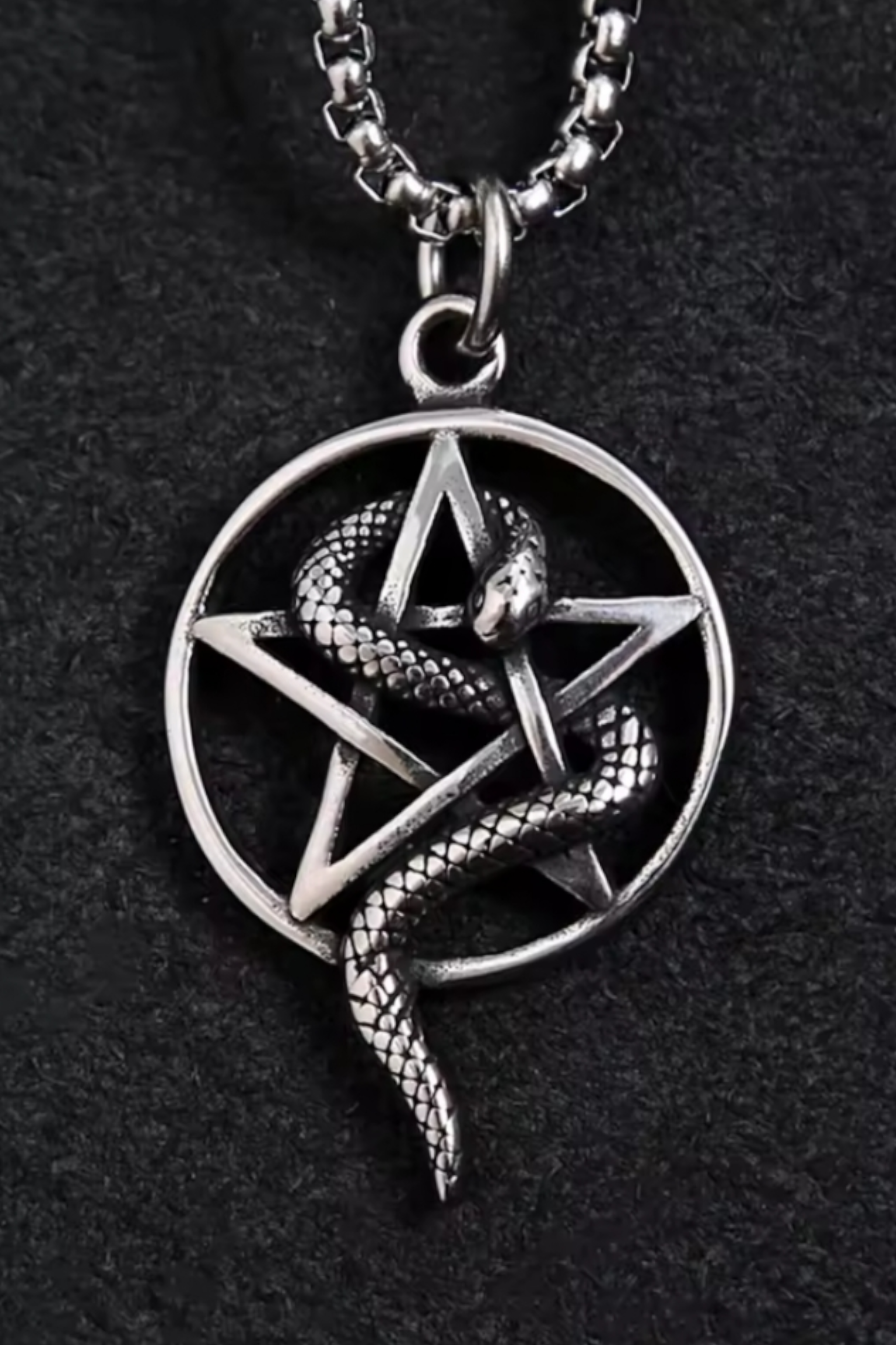 Yılan Detaylı Pentagram Kolye