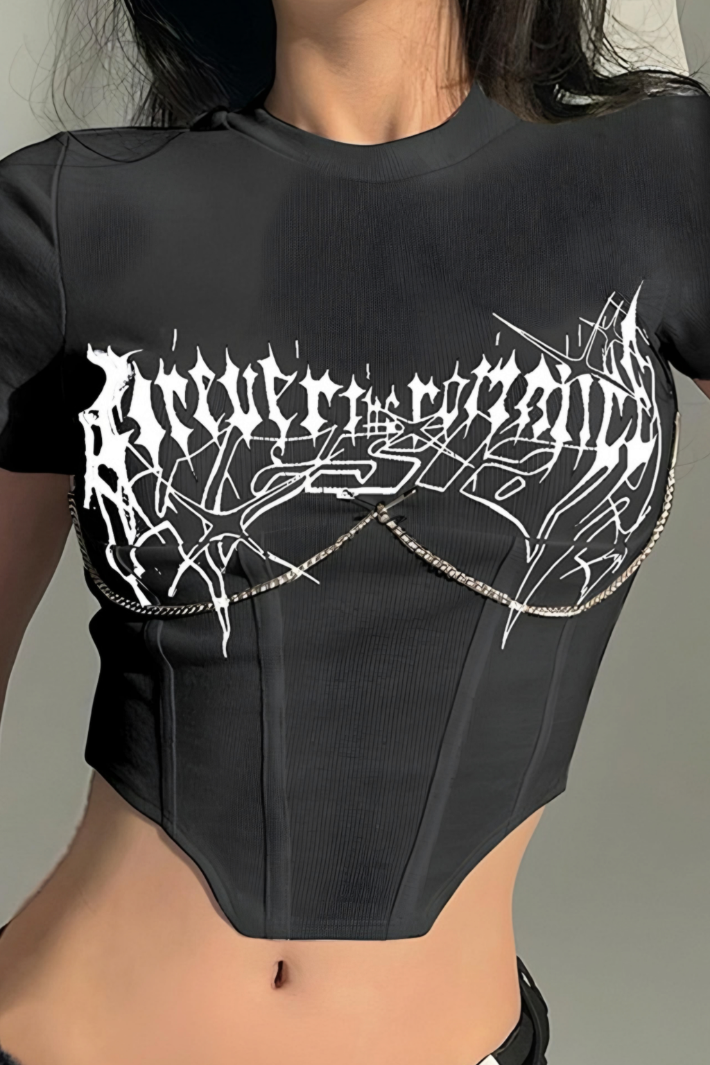 Zincir Detay Gothic Crop T-Shirt